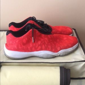 Jordan Horizon Lowes.